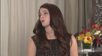 Ashley-Greene-dot-nl_2011VanityFairInterviewForSkatelandAtTIFF0068.jpg