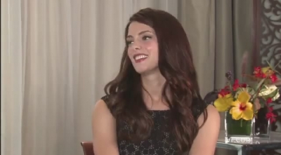 Ashley-Greene-dot-nl_2011VanityFairInterviewForSkatelandAtTIFF0077.jpg