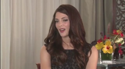 Ashley-Greene-dot-nl_2011VanityFairInterviewForSkatelandAtTIFF0080.jpg