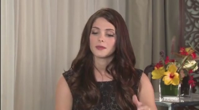 Ashley-Greene-dot-nl_2011VanityFairInterviewForSkatelandAtTIFF0085.jpg