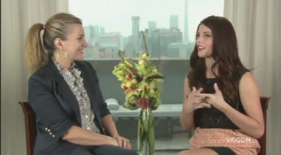 Ashley-Greene-dot-nl_2011VanityFairInterviewForSkatelandAtTIFF0105.jpg