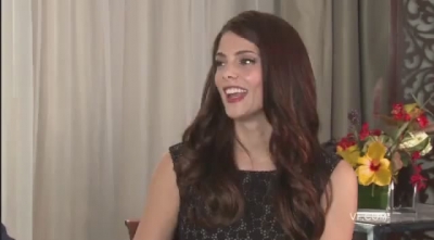 Ashley-Greene-dot-nl_2011VanityFairInterviewForSkatelandAtTIFF0135.jpg