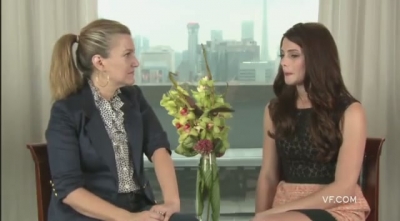 Ashley-Greene-dot-nl_2011VanityFairInterviewForSkatelandAtTIFF0150.jpg