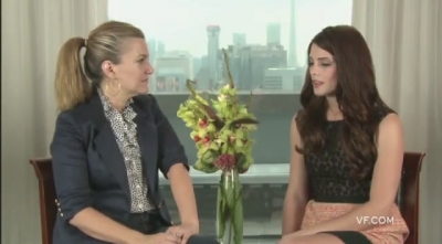 Ashley-Greene-dot-nl_2011VanityFairInterviewForSkatelandAtTIFF0151.jpg