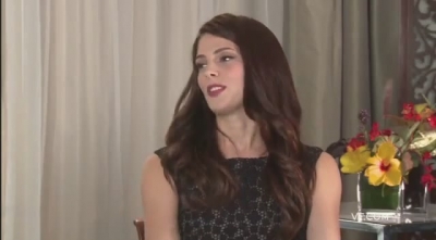 Ashley-Greene-dot-nl_2011VanityFairInterviewForSkatelandAtTIFF0179.jpg