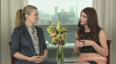 Ashley-Greene-dot-nl_2011VanityFairInterviewForSkatelandAtTIFF0200.jpg