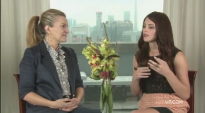 Ashley-Greene-dot-nl_2011VanityFairInterviewForSkatelandAtTIFF0204.jpg