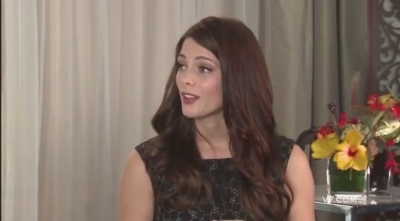 Ashley-Greene-dot-nl_2011VanityFairInterviewForSkatelandAtTIFF0220.jpg