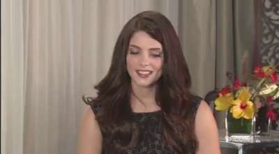 Ashley-Greene-dot-nl_2011VanityFairInterviewForSkatelandAtTIFF0255.jpg