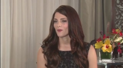 Ashley-Greene-dot-nl_2011VanityFairInterviewForSkatelandAtTIFF0306.jpg