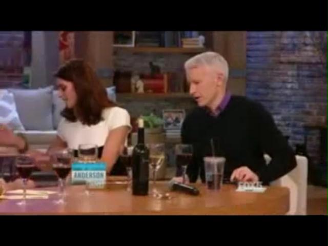 Ashley-Greene-dot-nl_20November2012AndersonLive0134.jpg