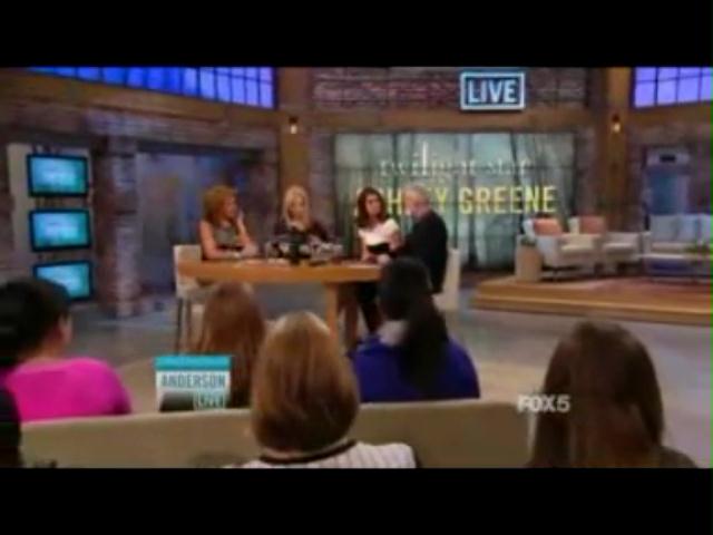 Ashley-Greene-dot-nl_20November2012AndersonLive0137.jpg
