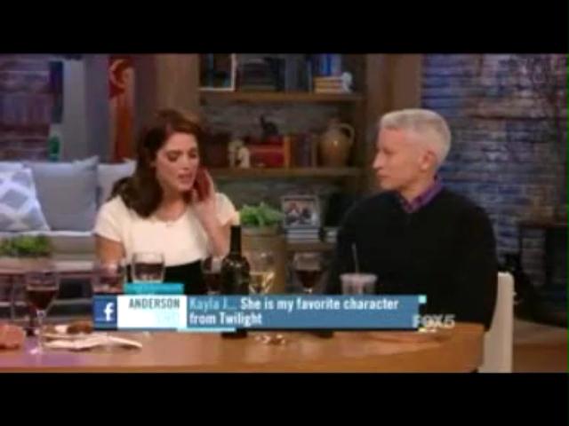 Ashley-Greene-dot-nl_20November2012AndersonLive0208.jpg