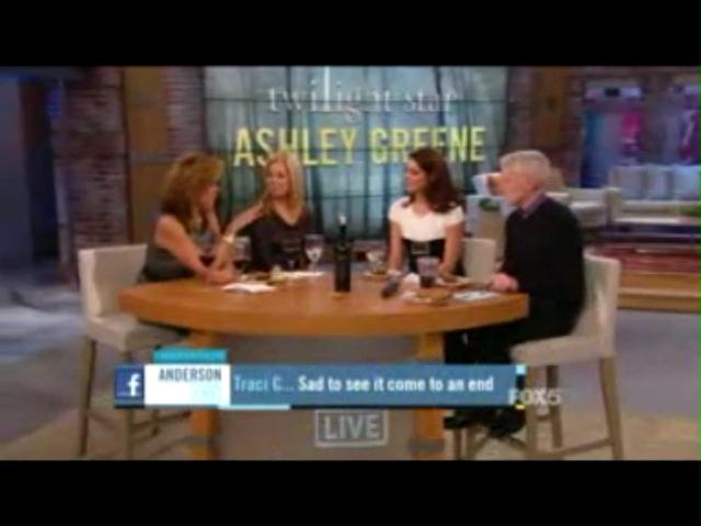 Ashley-Greene-dot-nl_20November2012AndersonLive0236.jpg