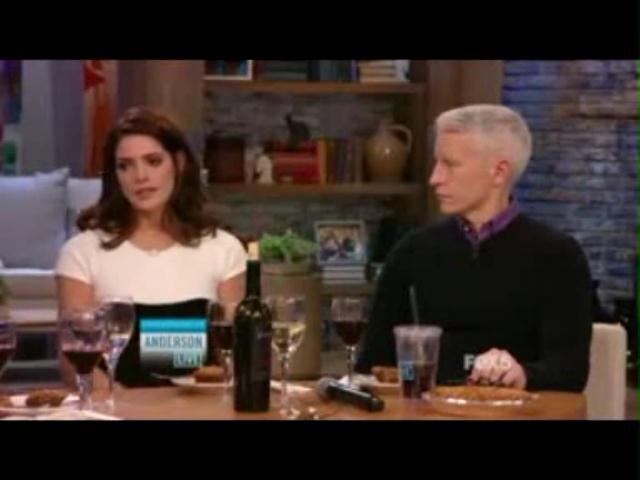 Ashley-Greene-dot-nl_20November2012AndersonLive0249.jpg
