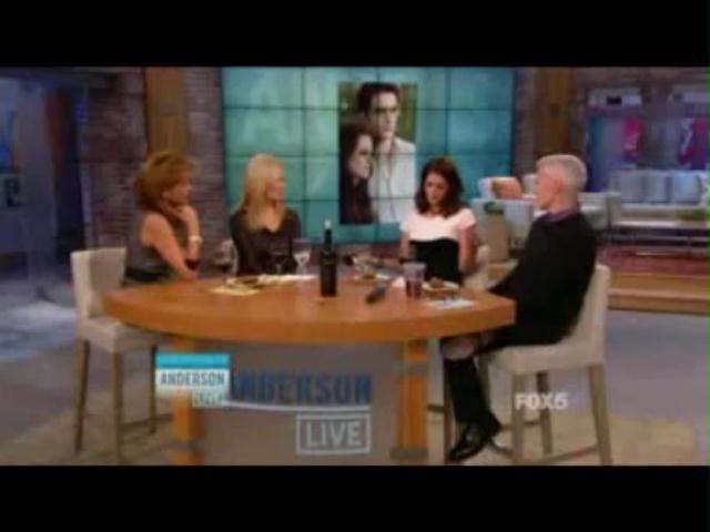 Ashley-Greene-dot-nl_20November2012AndersonLive0380.jpg Ashley-Greene-dot-nl_20November2012AndersonLive0380.jpg