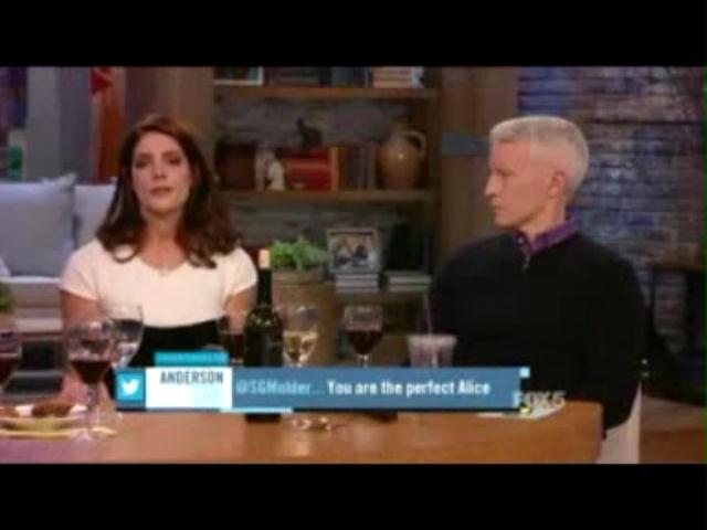 Ashley-Greene-dot-nl_20November2012AndersonLive0402.jpg