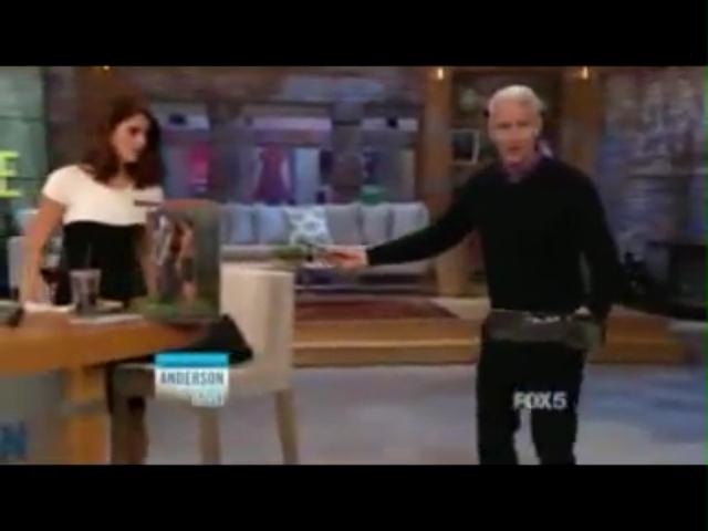 Ashley-Greene-dot-nl_20November2012AndersonLive0452.jpg