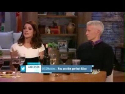 Ashley-Greene-dot-nl_20November2012AndersonLive0401.jpg