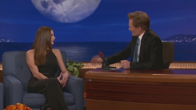 Ashley-Greene-dot-nl_2012Conan0074.jpg