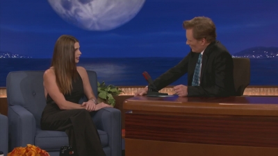 Ashley-Greene-dot-nl_2012Conan0099.jpg