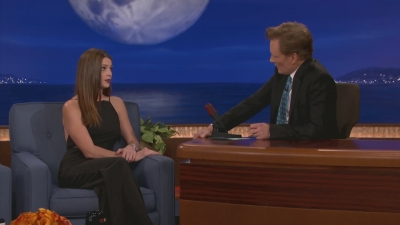 Ashley-Greene-dot-nl_2012Conan0101.jpg