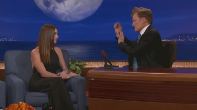 Ashley-Greene-dot-nl_2012Conan0104.jpg