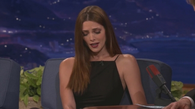 Ashley-Greene-dot-nl_2012Conan0192.jpg