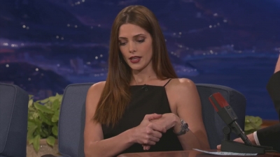 Ashley-Greene-dot-nl_2012Conan0207.jpg