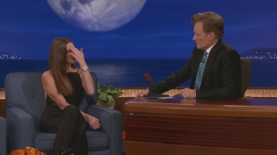 Ashley-Greene-dot-nl_2012Conan0214.jpg