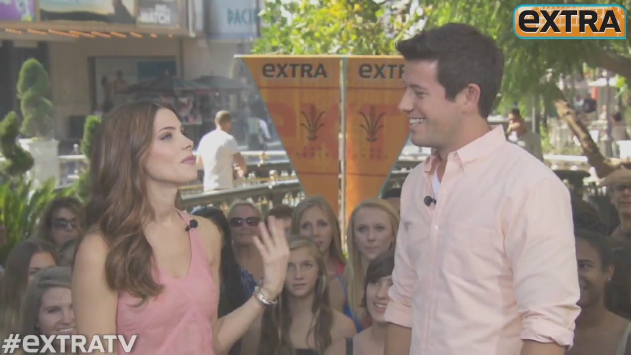 Ashley-Greene-dot-nl_2012Extra0120.jpg