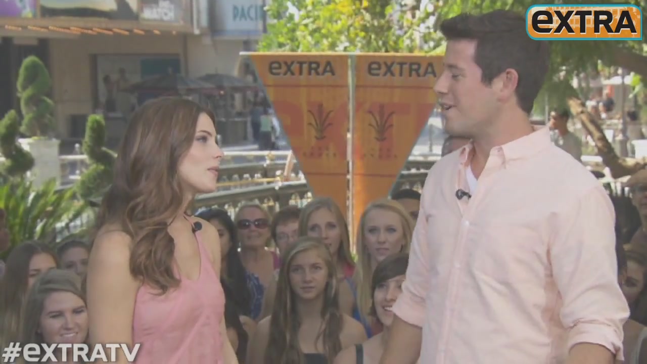 Ashley-Greene-dot-nl_2012Extra0121.jpg