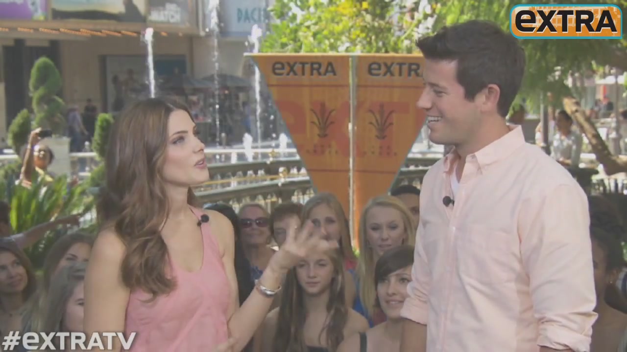 Ashley-Greene-dot-nl_2012Extra0129.jpg