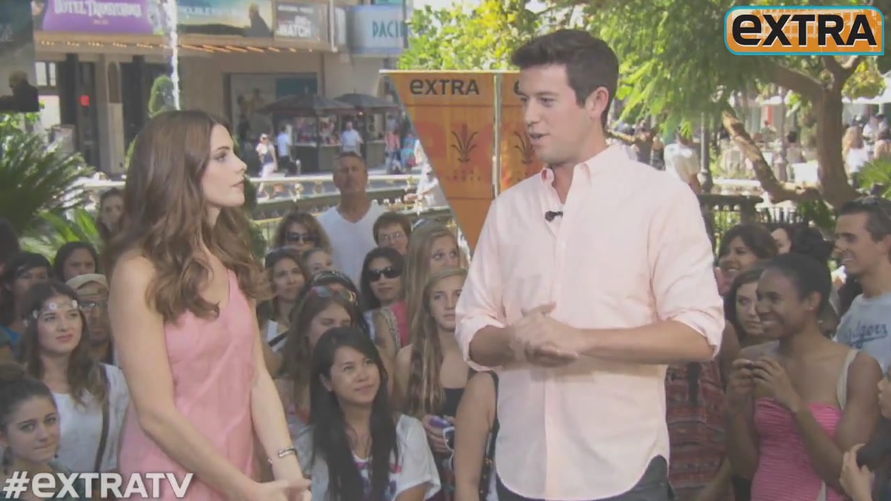 Ashley-Greene-dot-nl_2012Extra0136.jpg