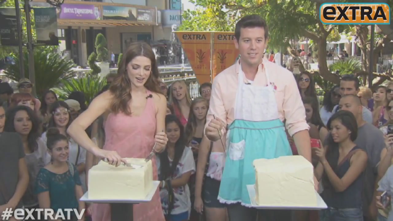 Ashley-Greene-dot-nl_2012Extra0141.jpg