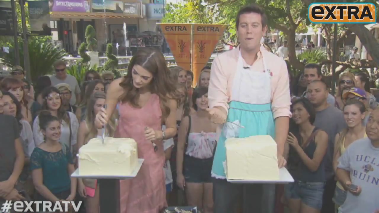 Ashley-Greene-dot-nl_2012Extra0148.jpg