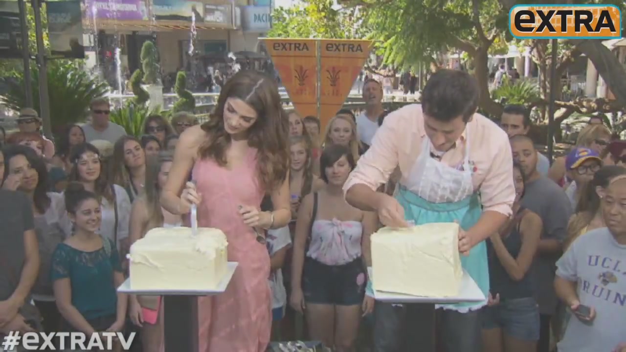 Ashley-Greene-dot-nl_2012Extra0152.jpg