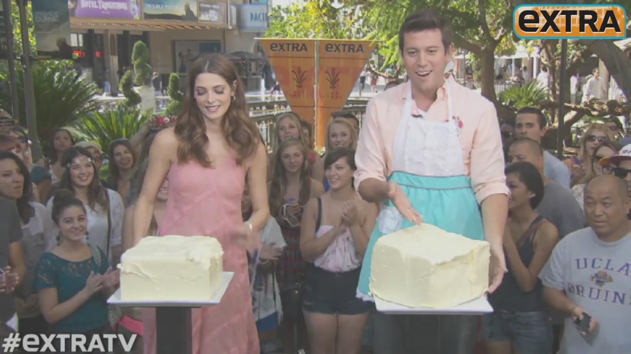 Ashley-Greene-dot-nl_2012Extra0160.jpg