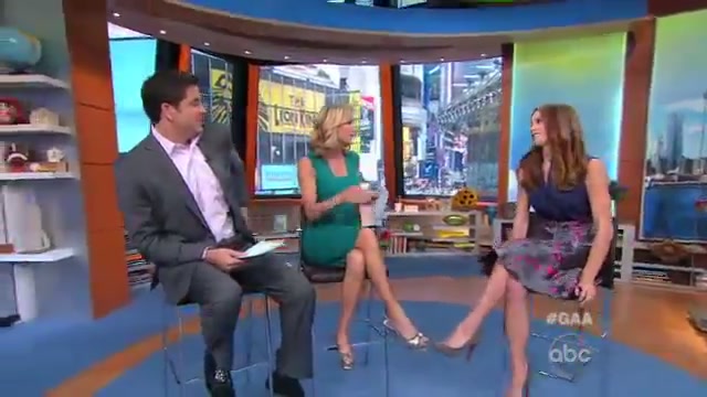 Ashley-Greene-dot-nl_2012GoodAfternoonAmerica0012.jpg
