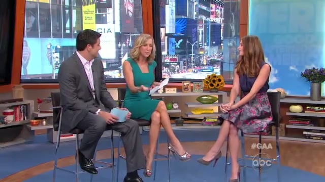 Ashley-Greene-dot-nl_2012GoodAfternoonAmerica0019.jpg