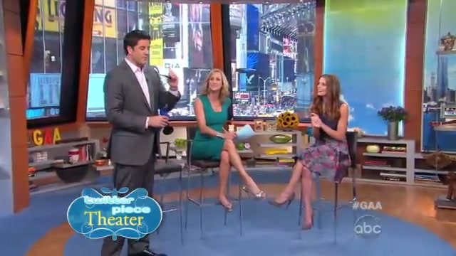 Ashley-Greene-dot-nl_2012GoodAfternoonAmerica0336.jpg