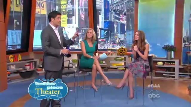Ashley-Greene-dot-nl_2012GoodAfternoonAmerica0337.jpg