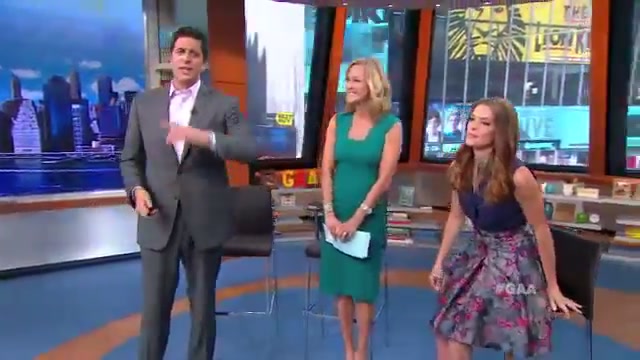 Ashley-Greene-dot-nl_2012GoodAfternoonAmerica0355.jpg