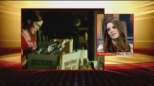 Ashley-Greene-dot-nl_GoodDayNY0048.jpg