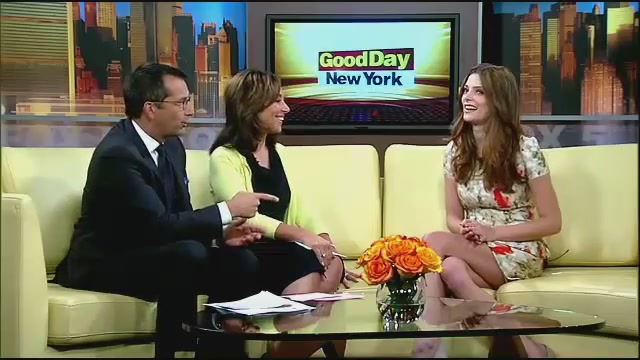 Ashley-Greene-dot-nl_GoodDayNY0059.jpg