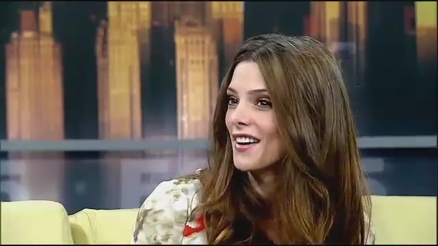 Ashley-Greene-dot-nl_GoodDayNY0107.jpg