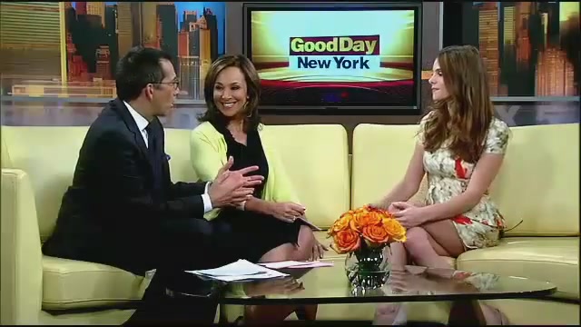 Ashley-Greene-dot-nl_GoodDayNY0187.jpg
