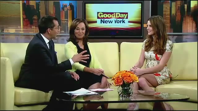 Ashley-Greene-dot-nl_GoodDayNY0191.jpg