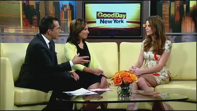 Ashley-Greene-dot-nl_GoodDayNY0193.jpg
