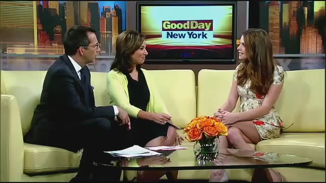 Ashley-Greene-dot-nl_GoodDayNY0195.jpg